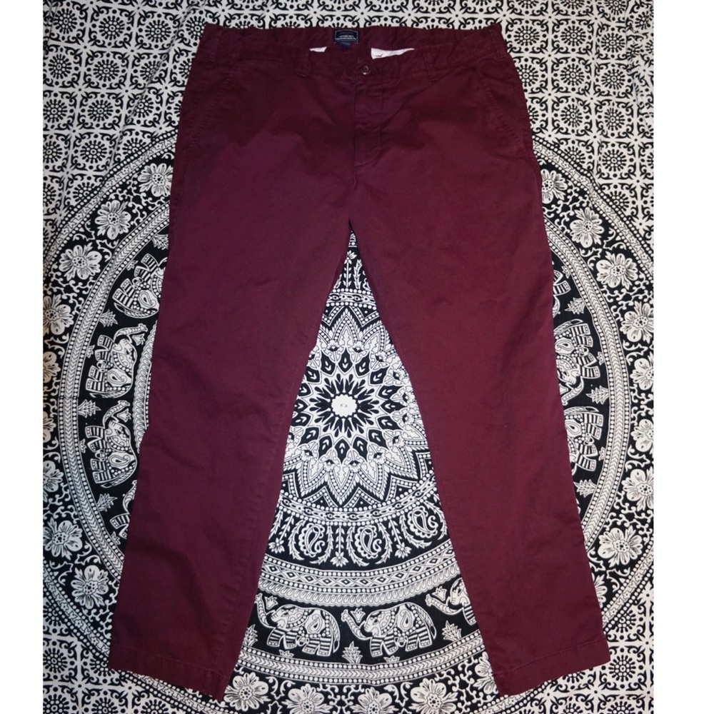 Men’s Maroon Gap Khaki Pants (Size 38/30)